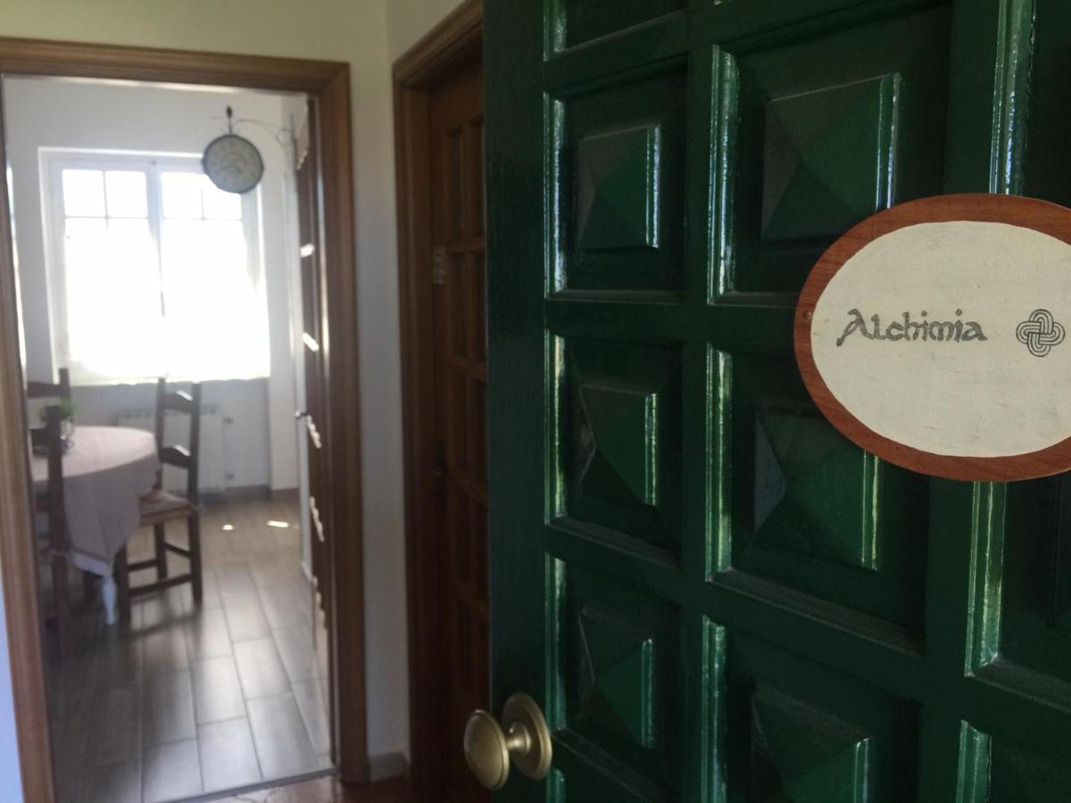 شقة Alchimia House Cisano sul Neva المظهر الخارجي الصورة
